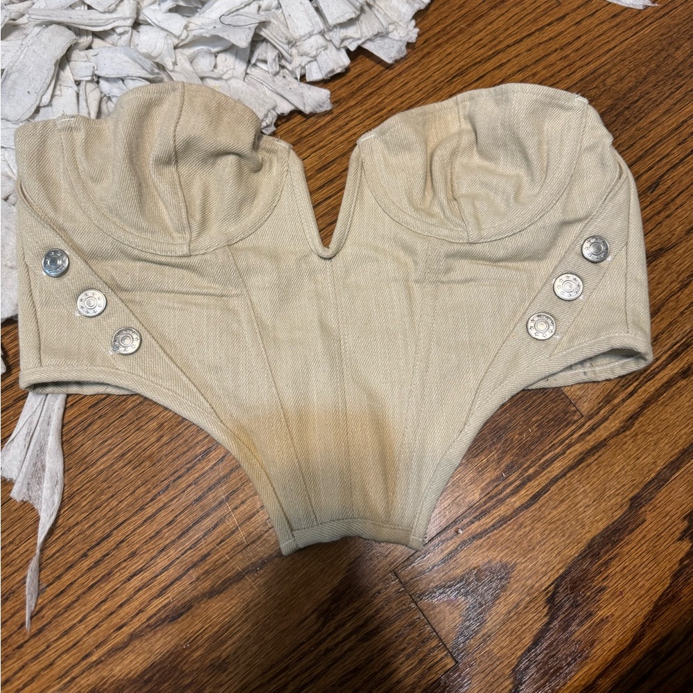 White fox corset! Worn once size s